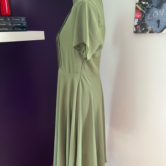 Nanette Lepore Short Sleeve Dress - Picture 5 of 8